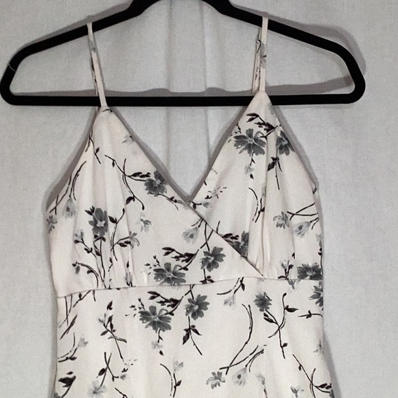 Missguided Spaghetti Strap Dress - Picture 2 of 5